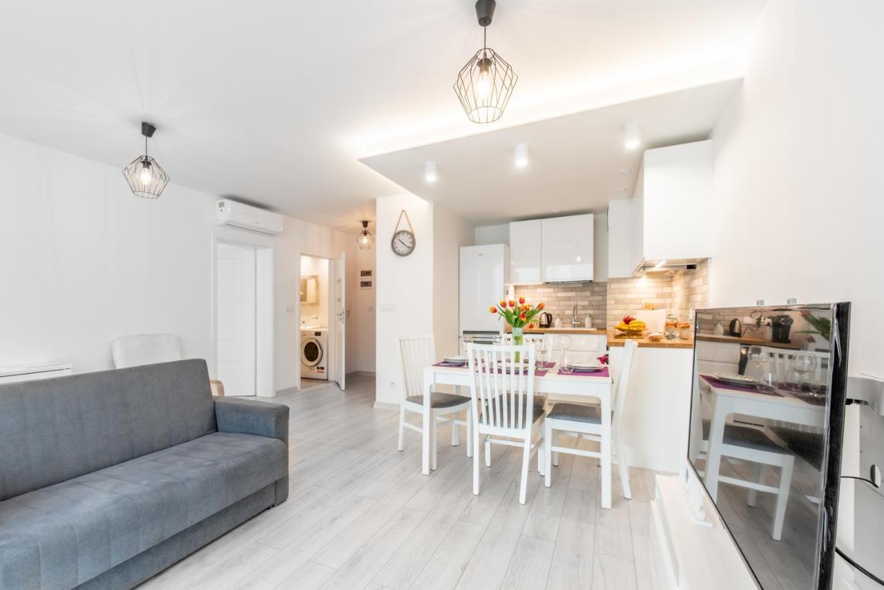 Bella Casa Premium Apartment - 30 Pszczelna Krasków Εξωτερικό φωτογραφία
