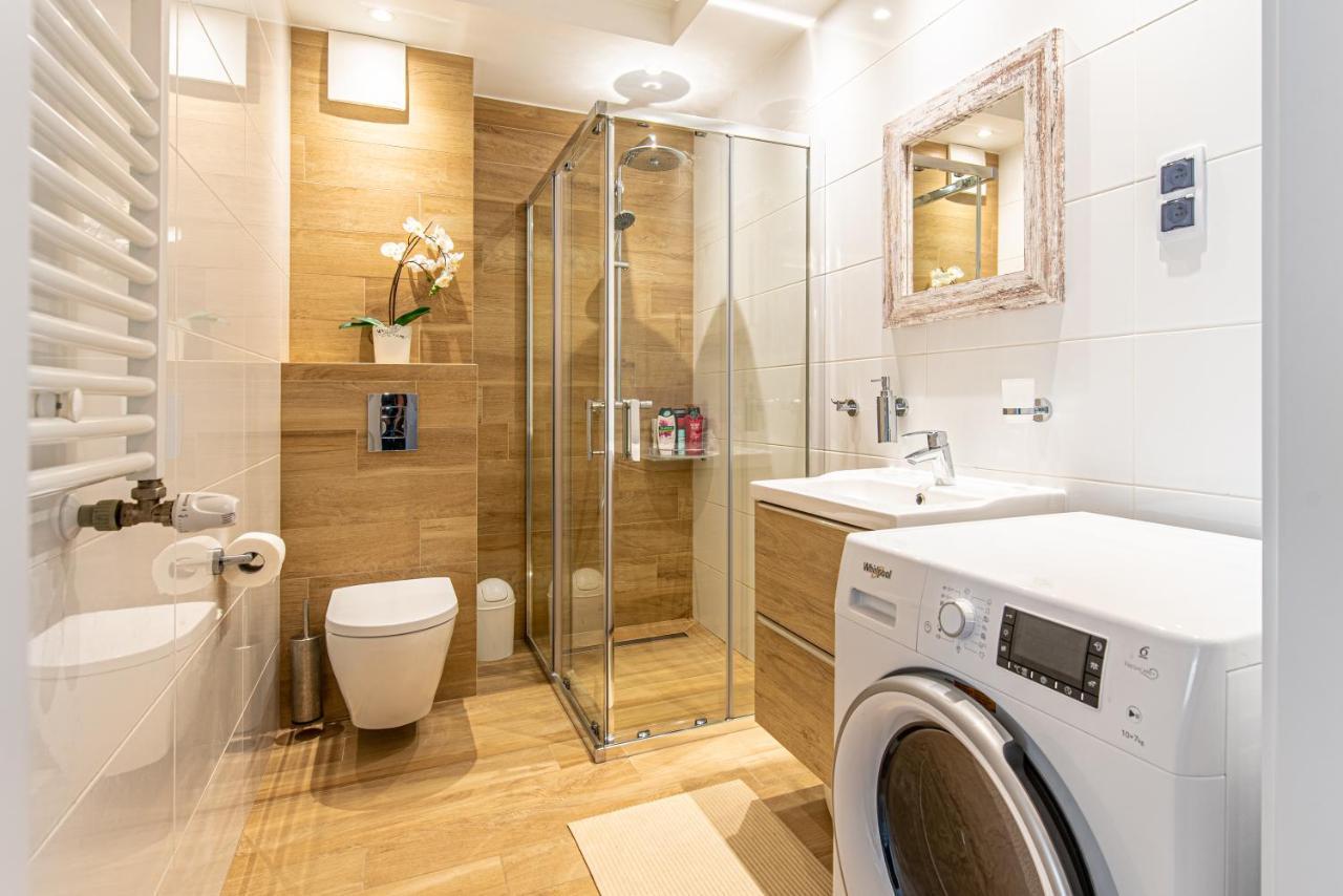 Bella Casa Premium Apartment - 30 Pszczelna Krasków Εξωτερικό φωτογραφία